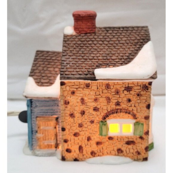 Vintage Dept 56 New England Village Series APOTHECARY SHOP #65307 Retired - Picture 7 of 9